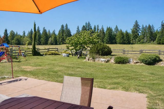 3 of 25 - 9351 Central Lake Rd, Port Alberni, BC