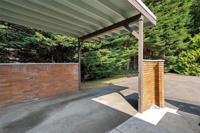 3 of 42 - 1701 Mckenzie Ave 18, Saanich, BC