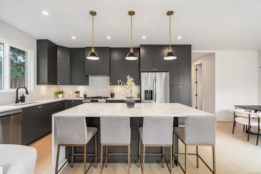 650 Wisteria Ridge, Langford
