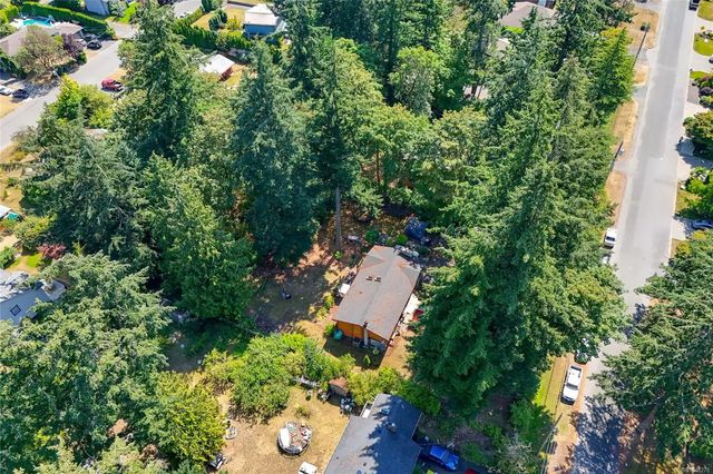 3 of 16 - 6311 Rodolph Rd, Central Saanich, BC