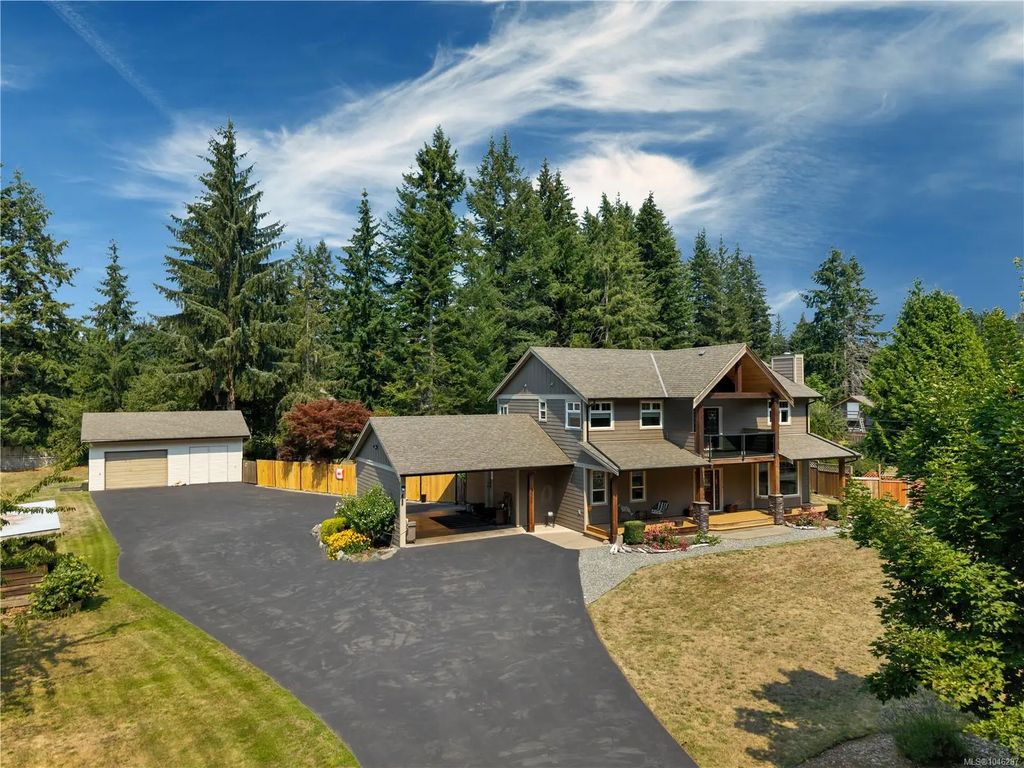 2246 Glenmore Rd, Oyster River