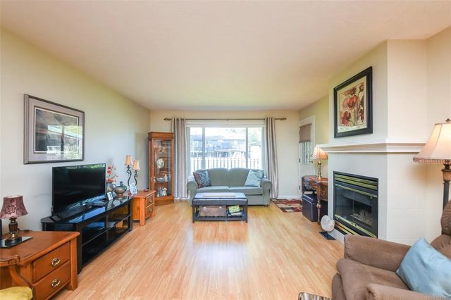 3 of 34 - 1855 Willemar Ave 5, Courtenay, BC