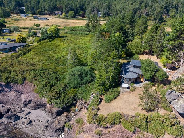 2 of 67 - 9919 Southlands Dr, Pender Island, BC