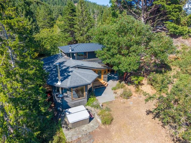 3 of 67 - 9919 Southlands Dr, Pender Island, BC