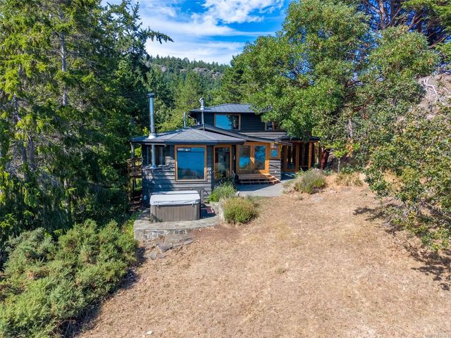 4 of 67 - 9919 Southlands Dr, Pender Island, BC
