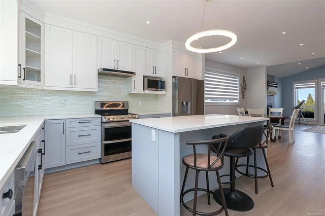 3 of 70 - 616 John Wilson Pl, Ladysmith, BC