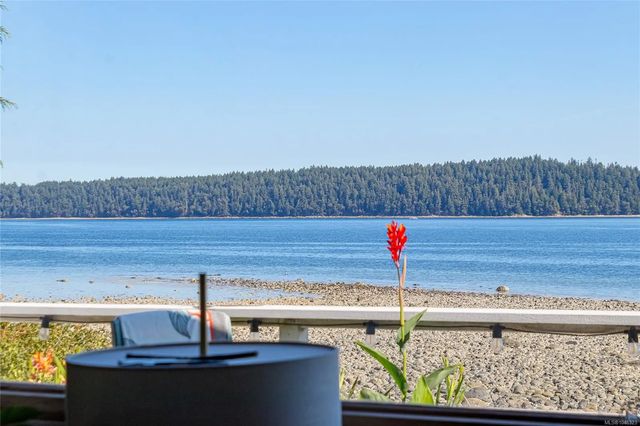 3 of 43 - 4995 Shoreline Dr, Bowser, BC