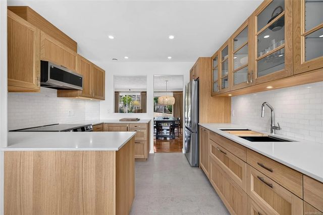 3 of 39 - 295 Lower Ganges Rd 28, Salt Spring, BC