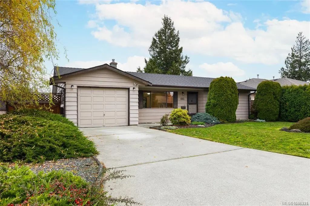 693 Wedgewood Cres, Parksville