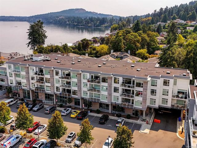 3 of 26 - 5118 Cordova Bay Rd M102, Saanich, BC