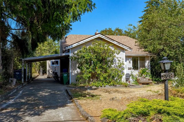 2 of 32 - 508 Davida Ave, Saanich, BC