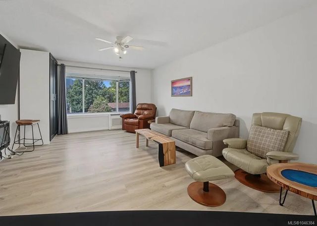 3 of 32 - 628 Winchester Ave, Nanaimo, BC