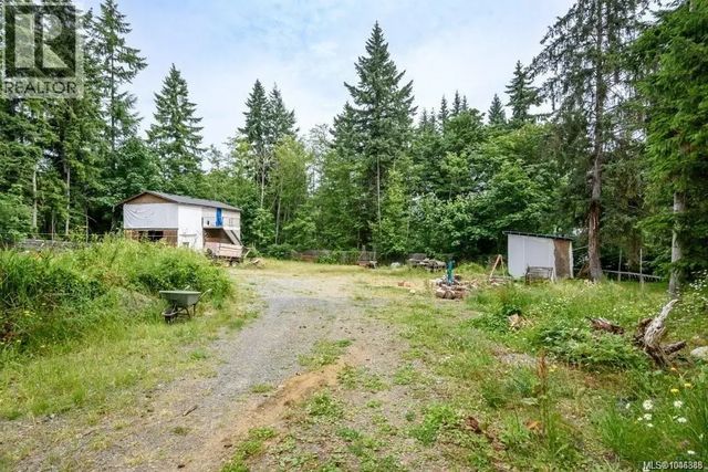 3 of 21 - 2524 Macaulay Rd, Black Creek, BC