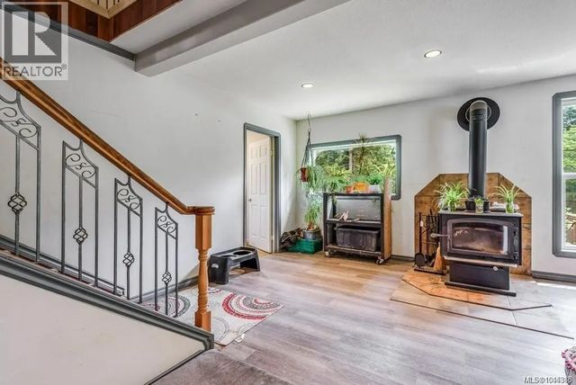 4 of 21 - 2524 Macaulay Rd, Black Creek, BC