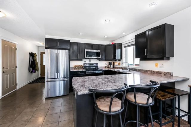 4 of 34 - 1065 Fitzgerald Rd, Shawnigan Lake, BC