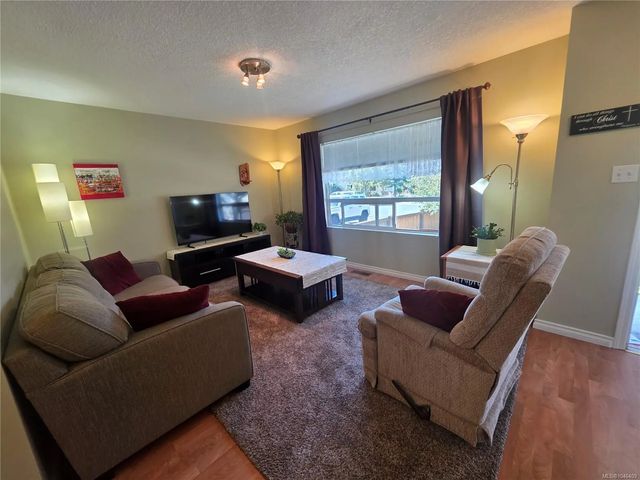 4 of 27 - 3871 Anderson Ave, Port Alberni, BC