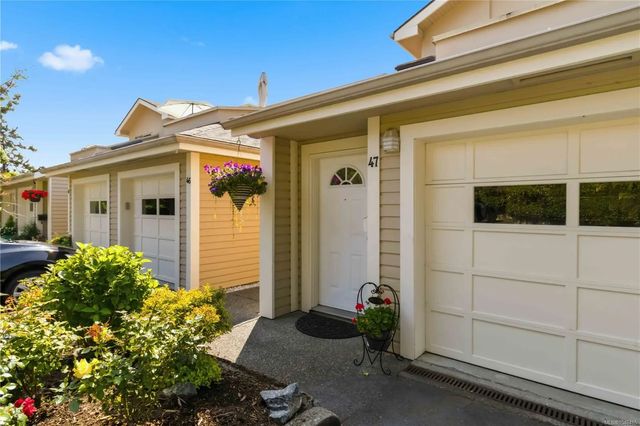 3 of 28 - 909 Admirals Rd 47, Esquimalt, BC