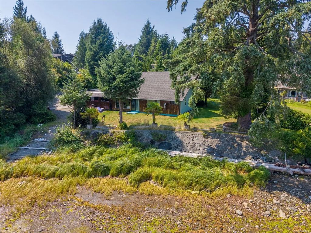1191 Eber Rd, Ucluelet