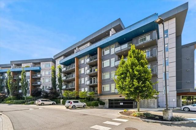 2 of 35 - 6540 Metral Dr 313, Nanaimo, BC