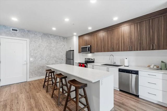 5 of 35 - 6540 Metral Dr 313, Nanaimo, BC