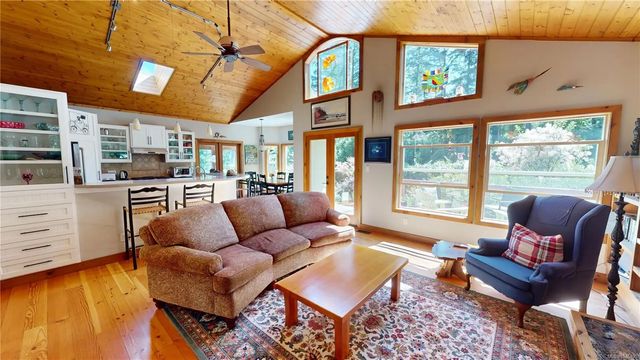 4 of 52 - 2575 Coho Dr, Gabriola Island, BC