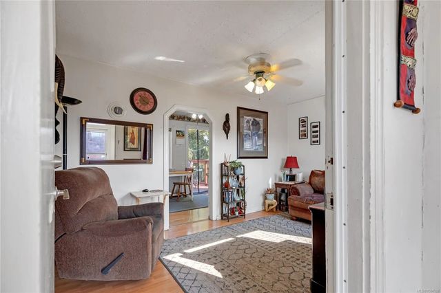 3 of 24 - 157 View St, Nanaimo, BC