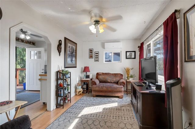 4 of 24 - 157 View St, Nanaimo, BC