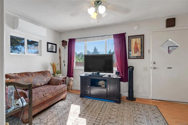 5 of 24 - 157 View St, Nanaimo, BC