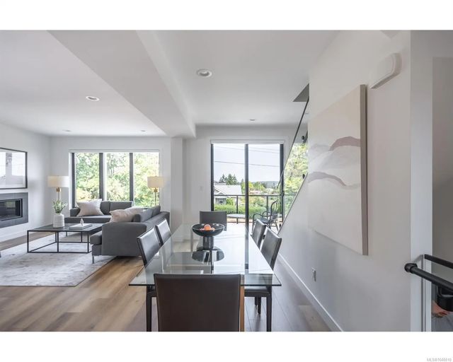 5 of 37 - 309 Elizabeth St, Nanaimo, BC