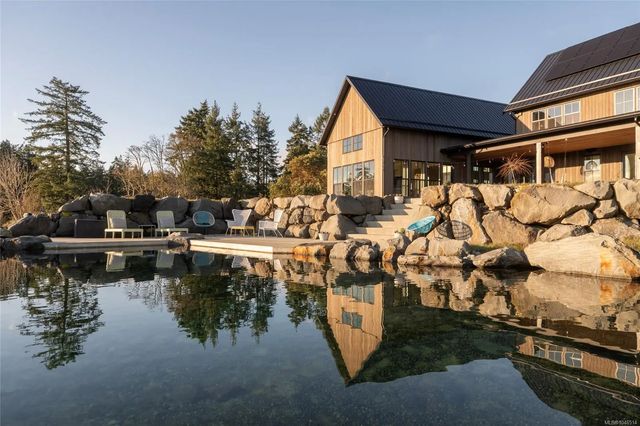 4 of 99 - 1210 Cherry Point Rd, Cobble Hill, BC