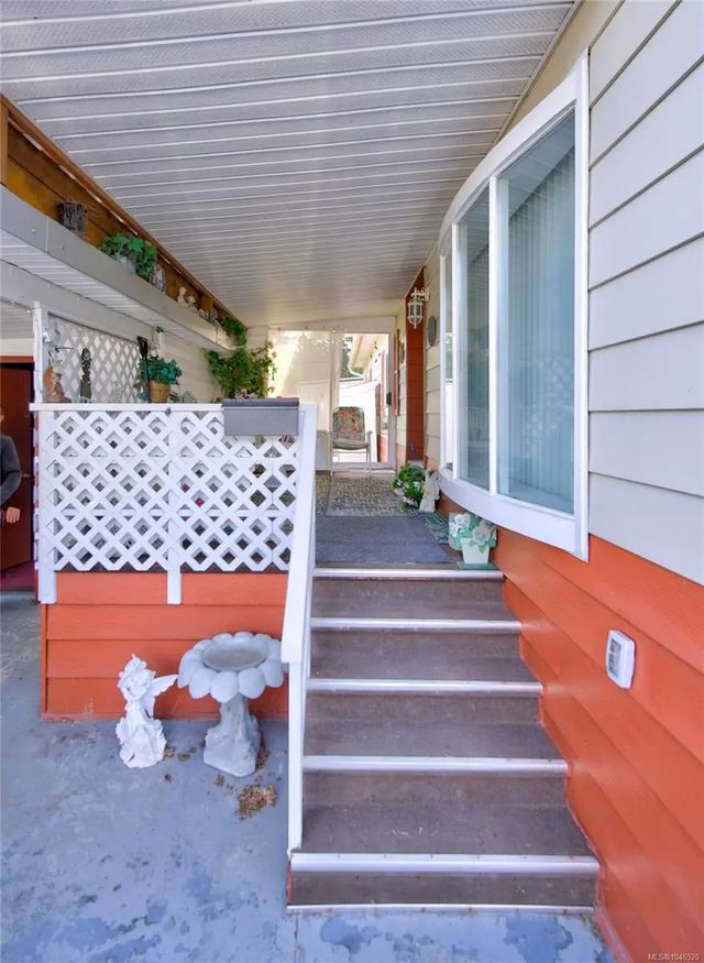 4 of 54 - 1240 Wilkinson Rd 21, Comox, BC
