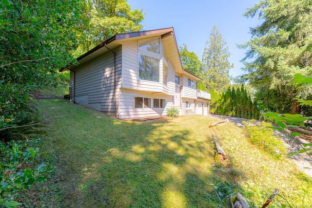 2 of 76 - 2151 Lakeside Dr, Nanaimo, BC
