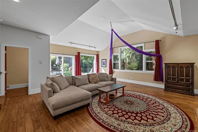 5 of 80 - 825 Fern Rd E, Qualicum Beach, BC