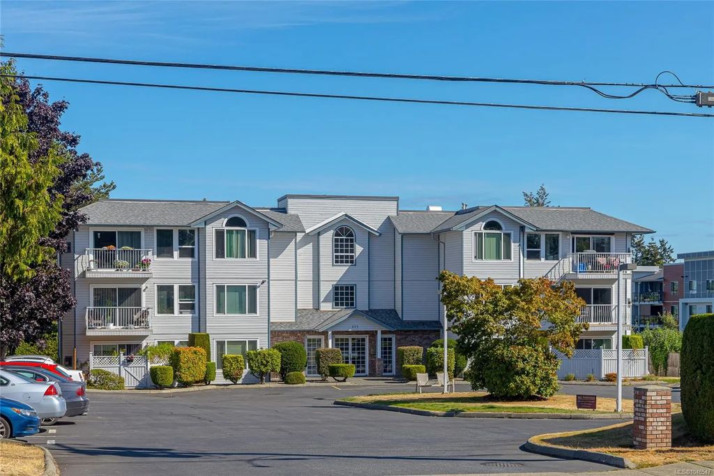 435 Morison Ave 104, Parksville