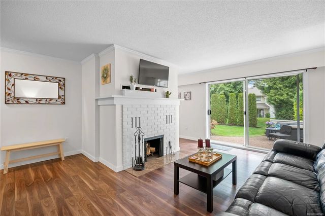 4 of 74 - 1287 Verdier Ave 32, Central Saanich, BC