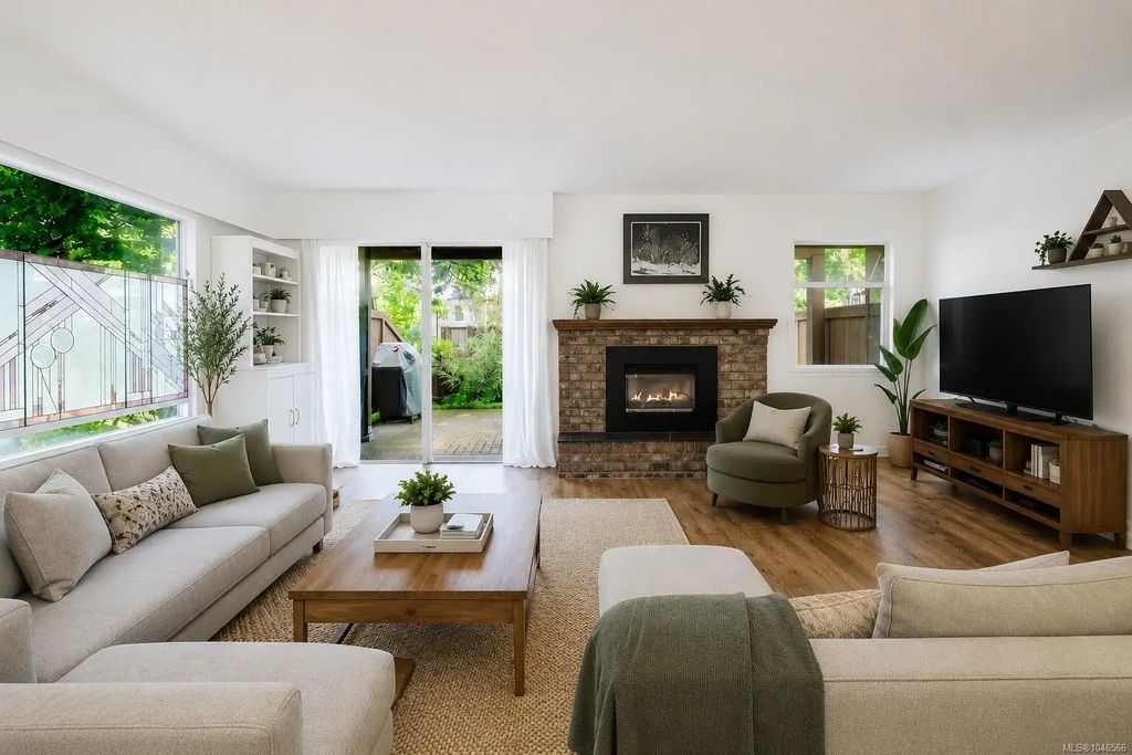 933 Admirals Rd 3, Esquimalt