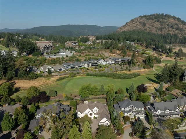 2 of 68 - 2050 Troon Crt, Langford, BC