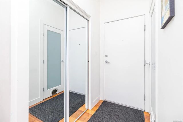 3 of 34 - 1008 Tillicum Rd 403, Esquimalt, BC