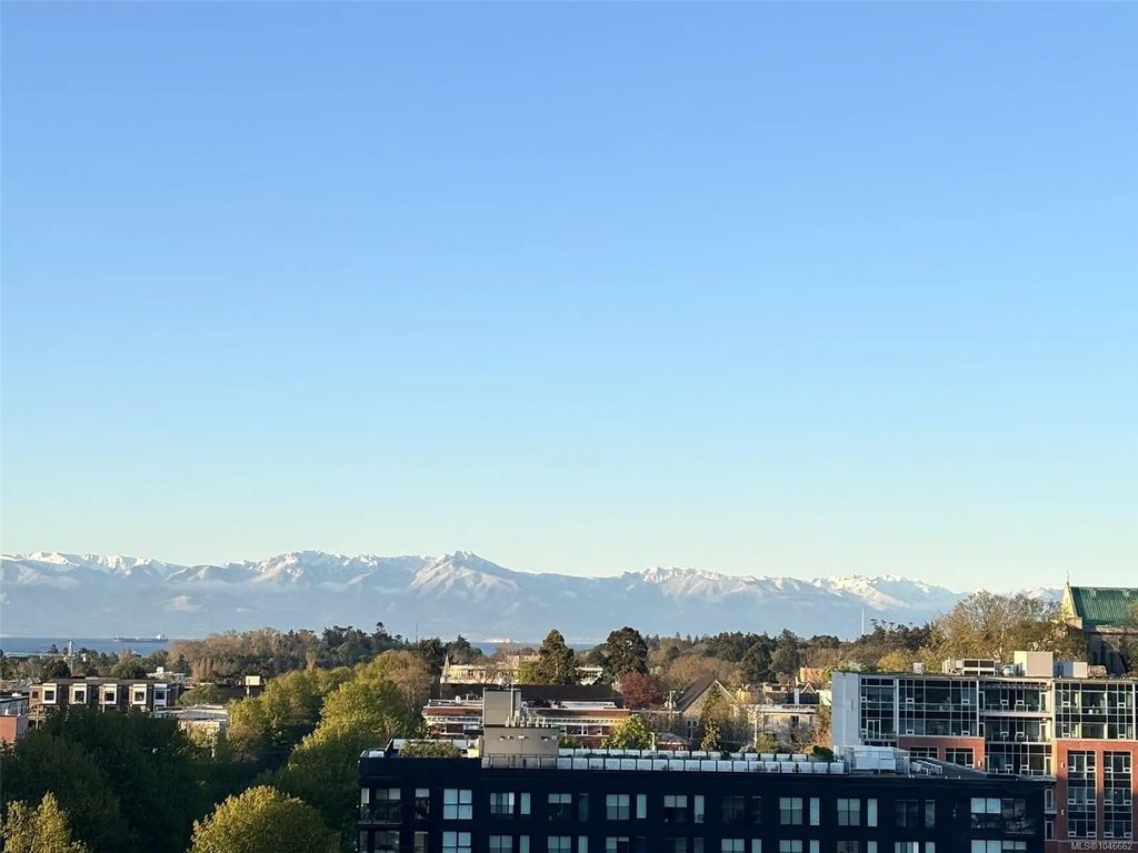 989 Johnson St 813, Victoria
