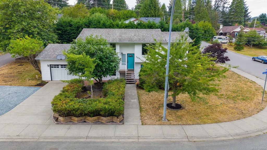 1001 Timberwood Dr, Nanaimo