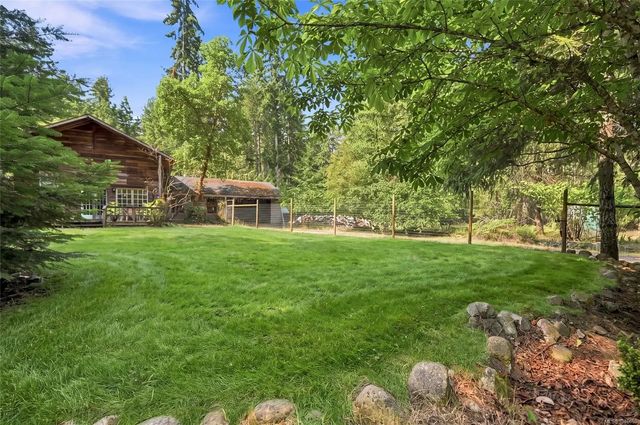 3 of 50 - 2101 Parkway Pl, Errington, BC