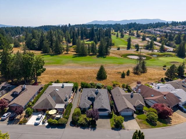 2 of 53 - 3714 Arbutus Dr N, Cobble Hill, BC