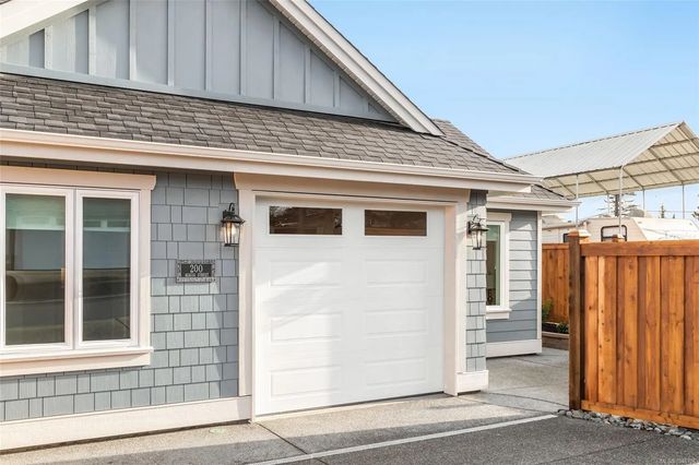 2 of 36 - 408 Hummingbird Pl, Parksville, BC