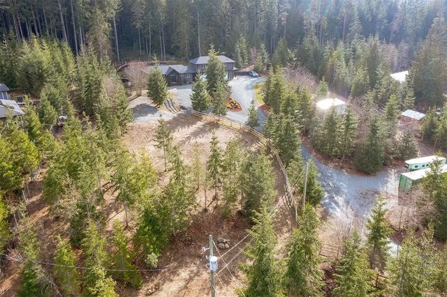 3 of 43 - 2840 Woodcroft Pl, Shawnigan Lake, BC