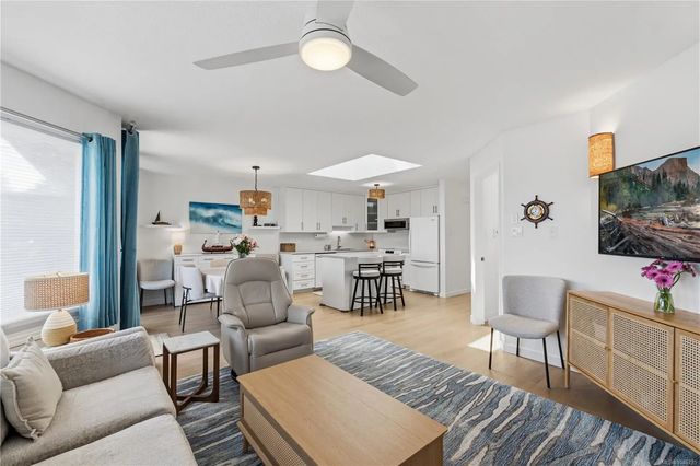 5 of 52 - 330 Dogwood St 228, Parksville, BC