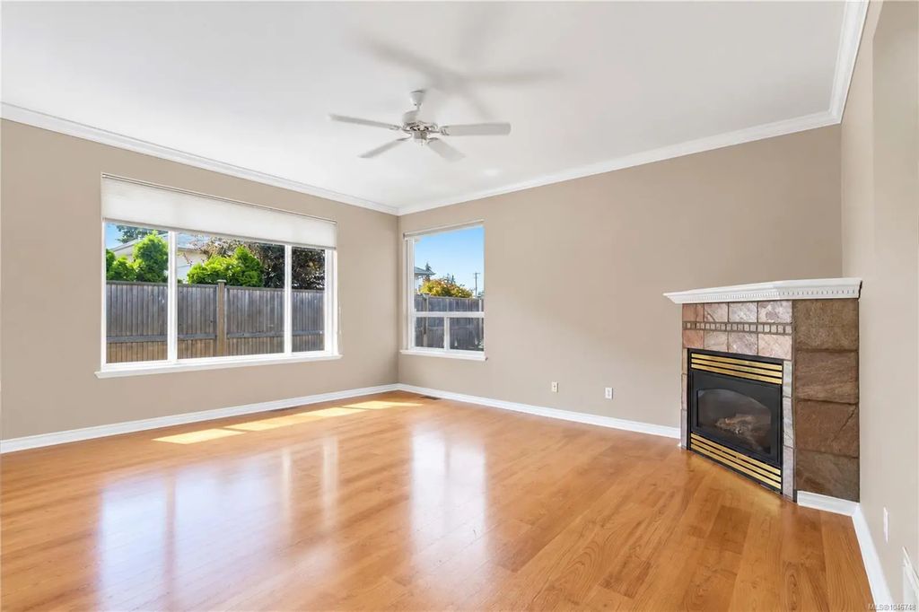 1101 Berkeley Pl, Saanich
