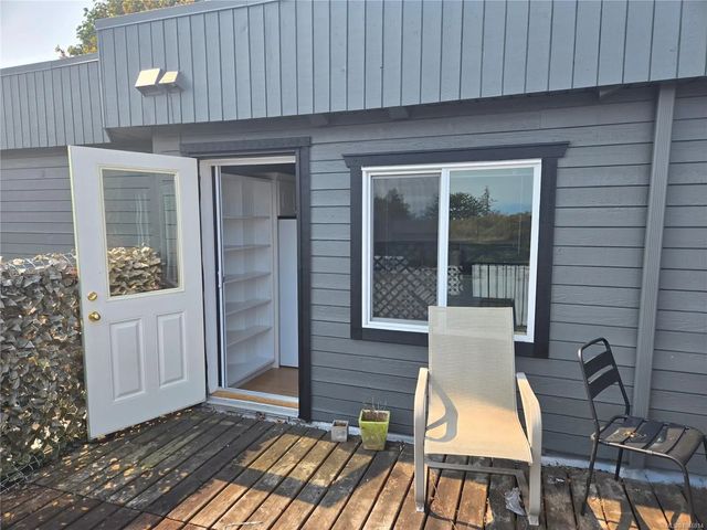3 of 12 - 7184 Lantzville Rd 201, Lantzville, BC