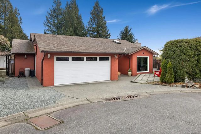 3285 Ash Rd 5, Chemainus