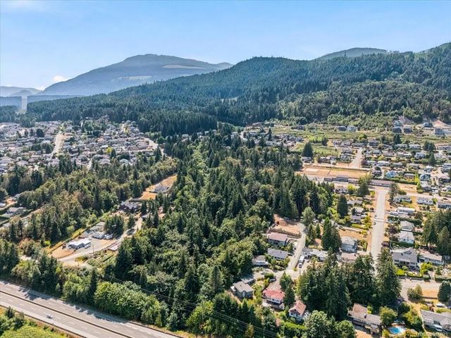 3 of 13 - 445 Parkhill Terr, Ladysmith, BC