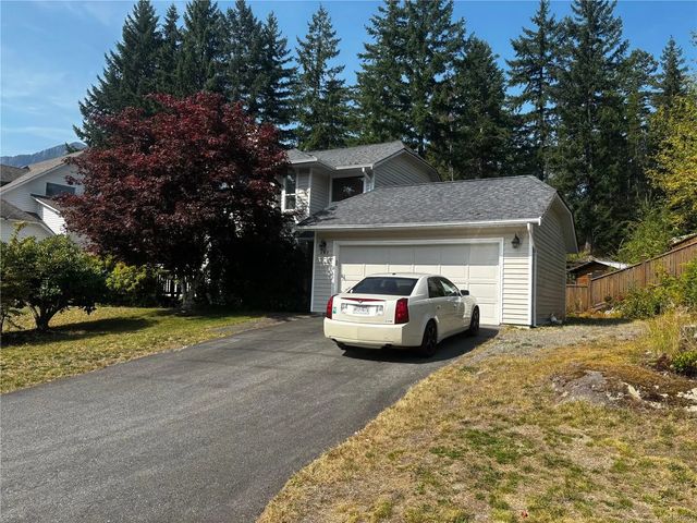 2 of 52 - 492 Cedar Cres, Gold River, BC